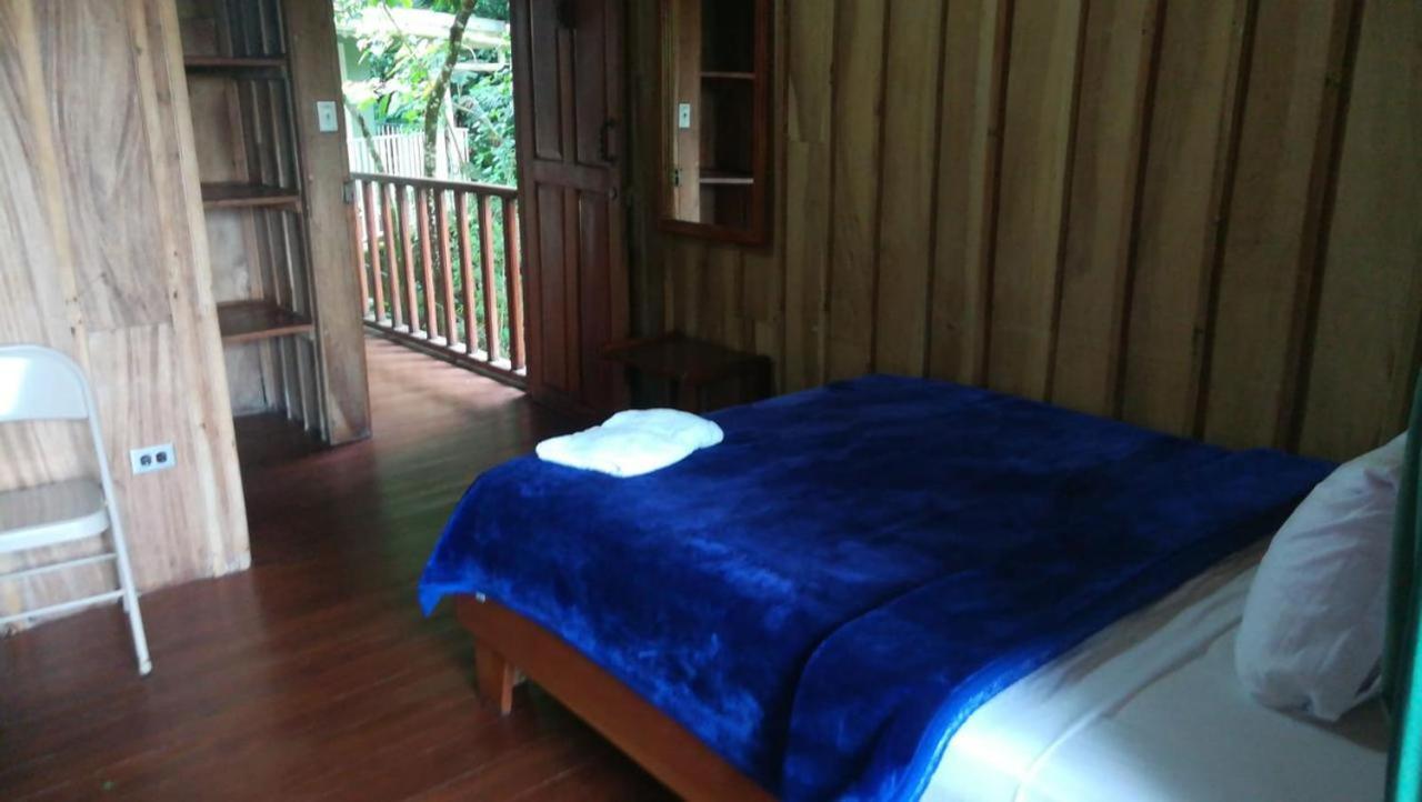 Hotel Quetzal Inn Monteverde ภายนอก รูปภาพ