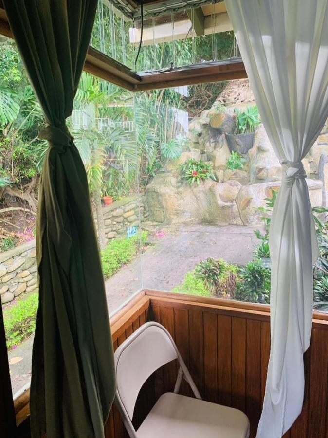 Hotel Quetzal Inn Monteverde ภายนอก รูปภาพ