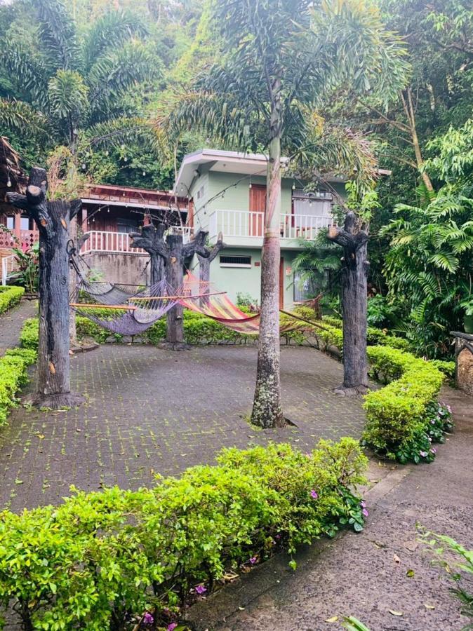 Hotel Quetzal Inn Monteverde ภายนอก รูปภาพ