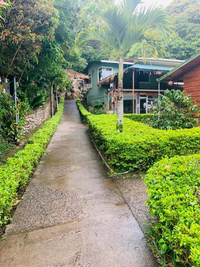 Hotel Quetzal Inn Monteverde ภายนอก รูปภาพ